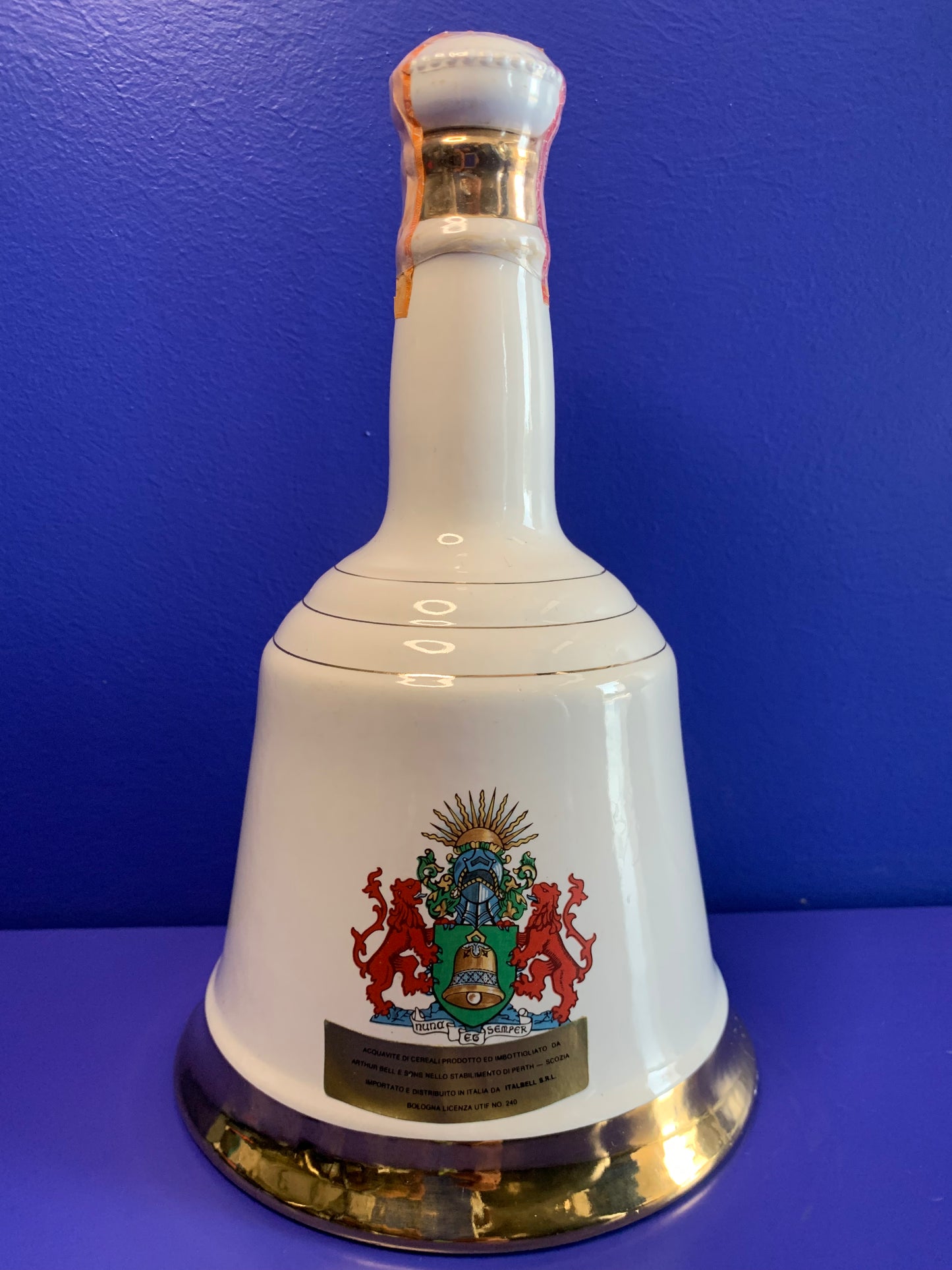 BELL’S TO COMMEMORATE THE 60TH BIRTHDAY OF HER MAJESTY QUEEN ELIZABETH