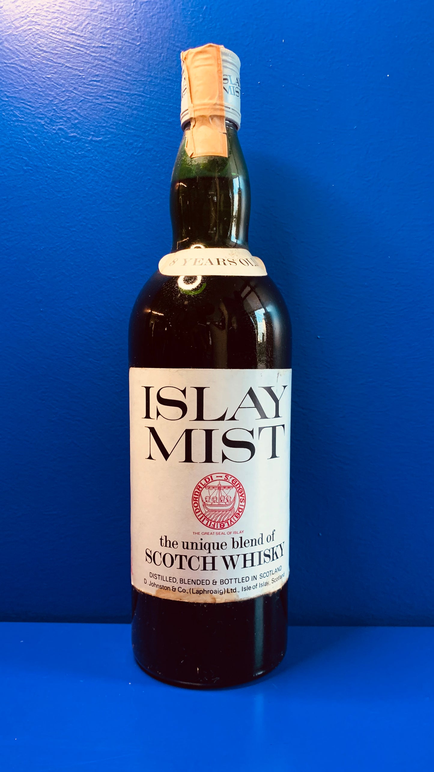 ISLAY MIST 8 YEARS OLD BLENDED SCOTCH WHISKY