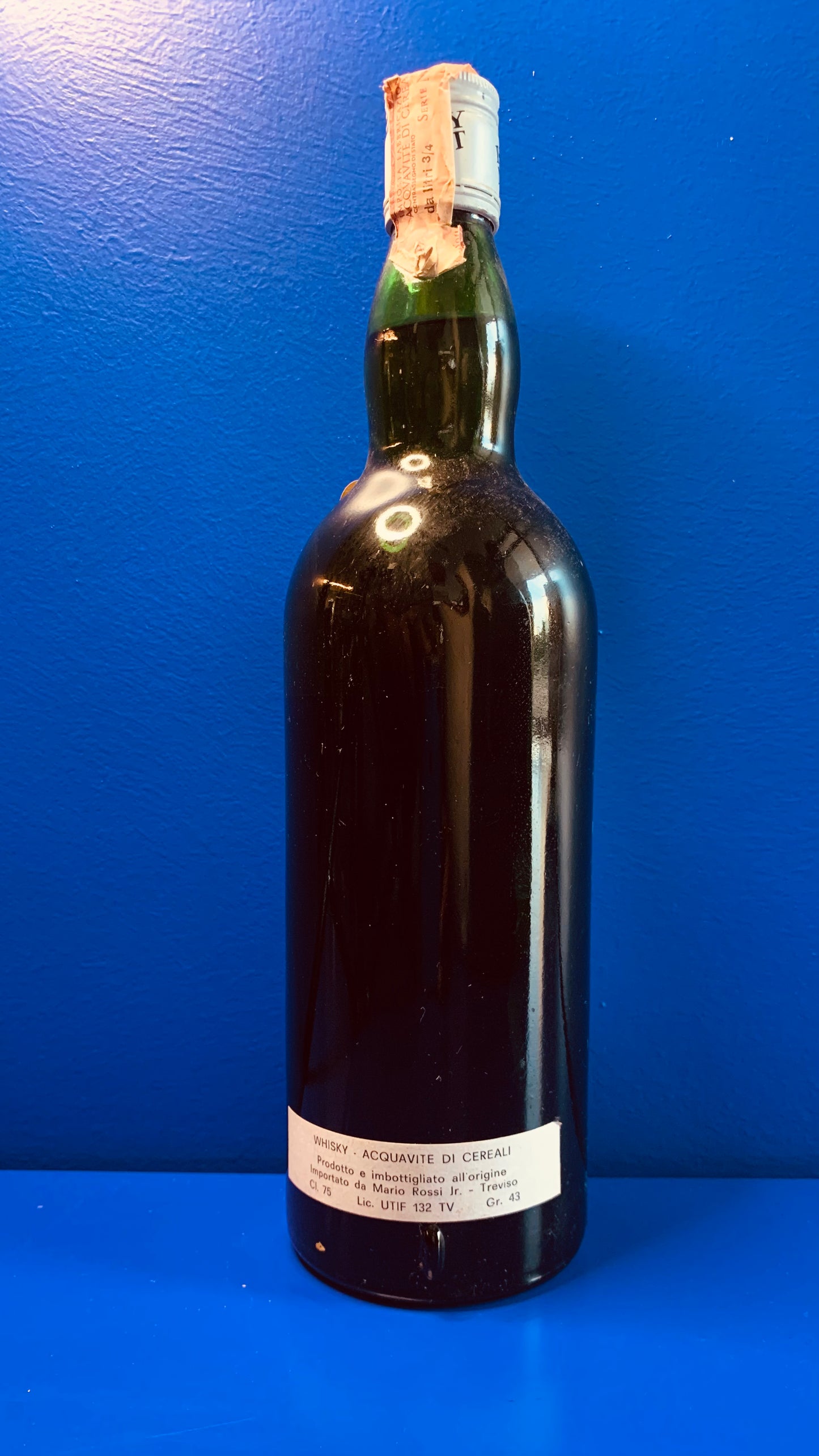 ISLAY MIST 8 YEARS OLD BLENDED SCOTCH WHISKY