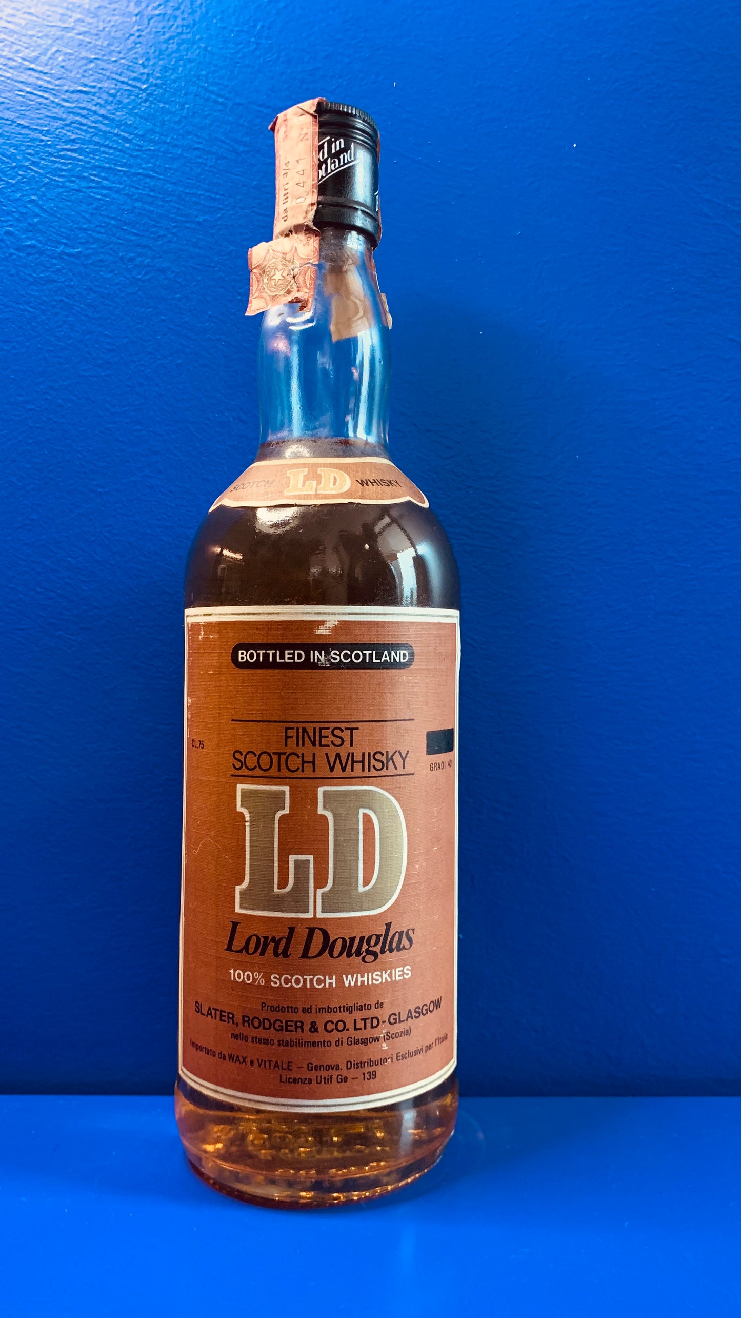 LORD DOUGLAS FINEST SCOTCH WHISKY