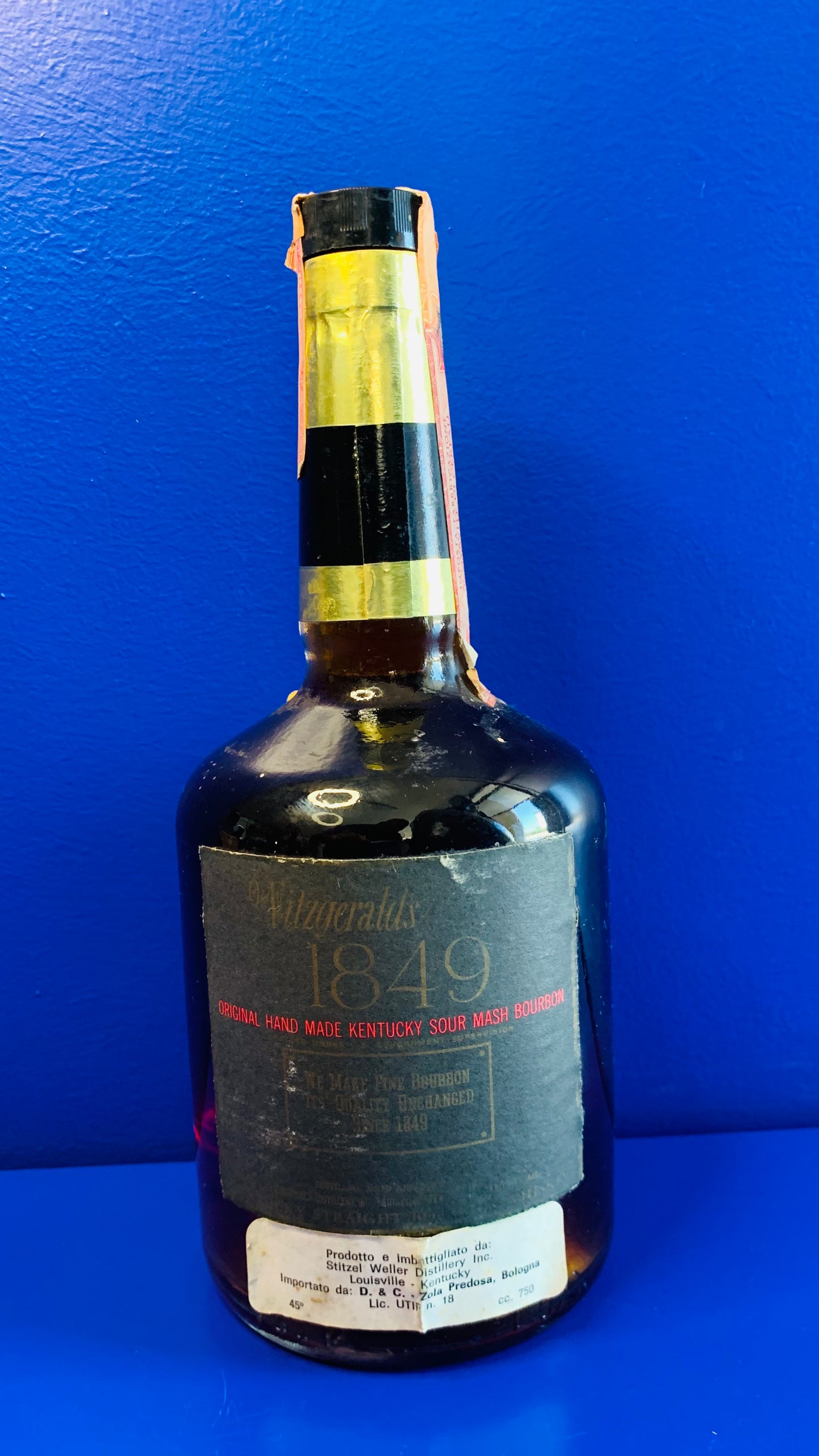 OLD FITZGERALD 8 yo | KENTUCKY STRAIGHT BOURBON WHISKEY