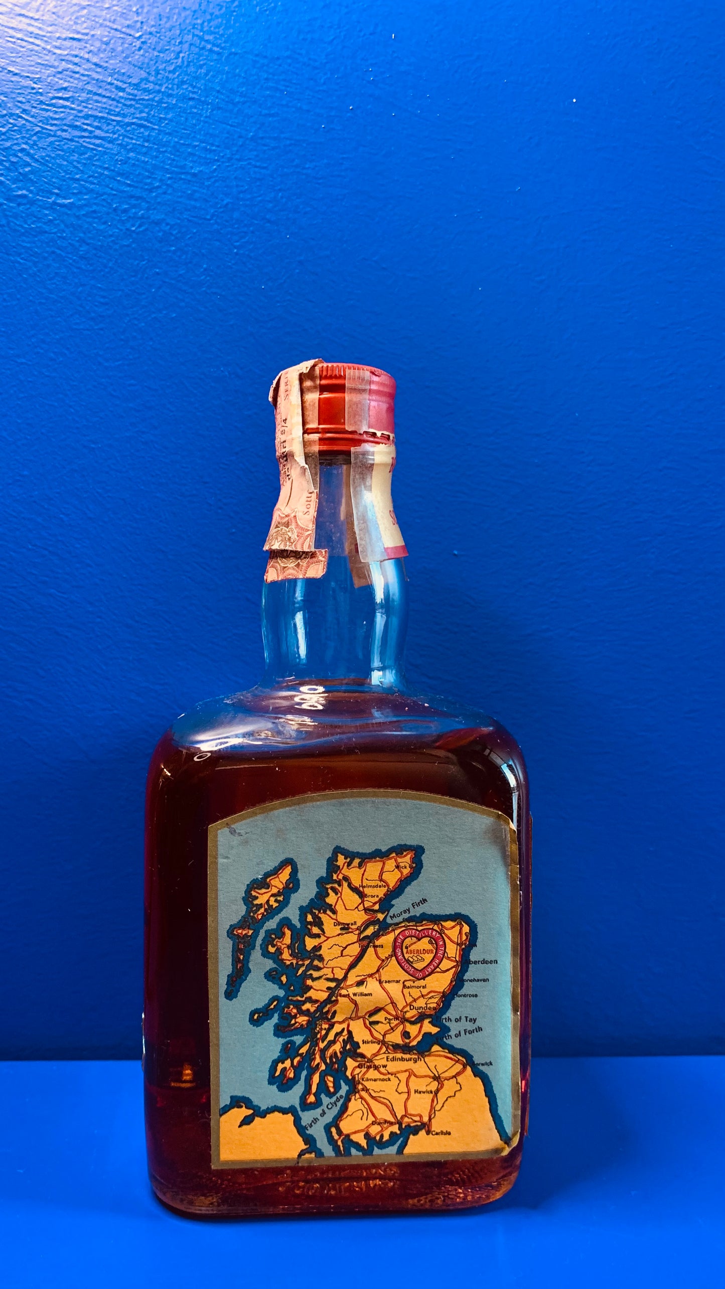 WHITE HEATHER BLENDED SCOTCH WHISKY DE LUXE 5 YEARS OLD